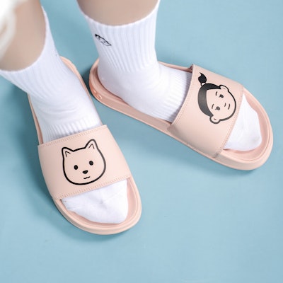 (Women) New Balance Noritake x 200 Series Illustration Crossover Stylish Sports Slippers Pink SWF200NP Sizing (Women) New Balance Noritake x 200 Series Illustration Crossover Stylish Sports Slippers Pink SWF200NP
