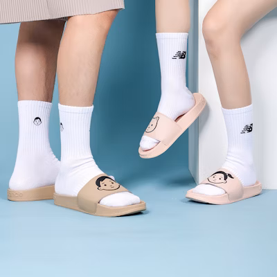 (Women) New Balance Noritake x 200 Series Illustration Crossover Stylish Sports Slippers Pink SWF200NP Cheap (Women) New Balance Noritake x 200 Series Illustration Crossover Stylish Sports Slippers Pink SWF200NP