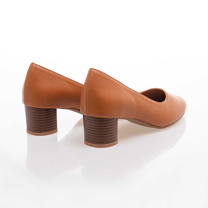 Lookbook (W) Zapatos para Correr Nuovo Cetus 4.5 N330302012