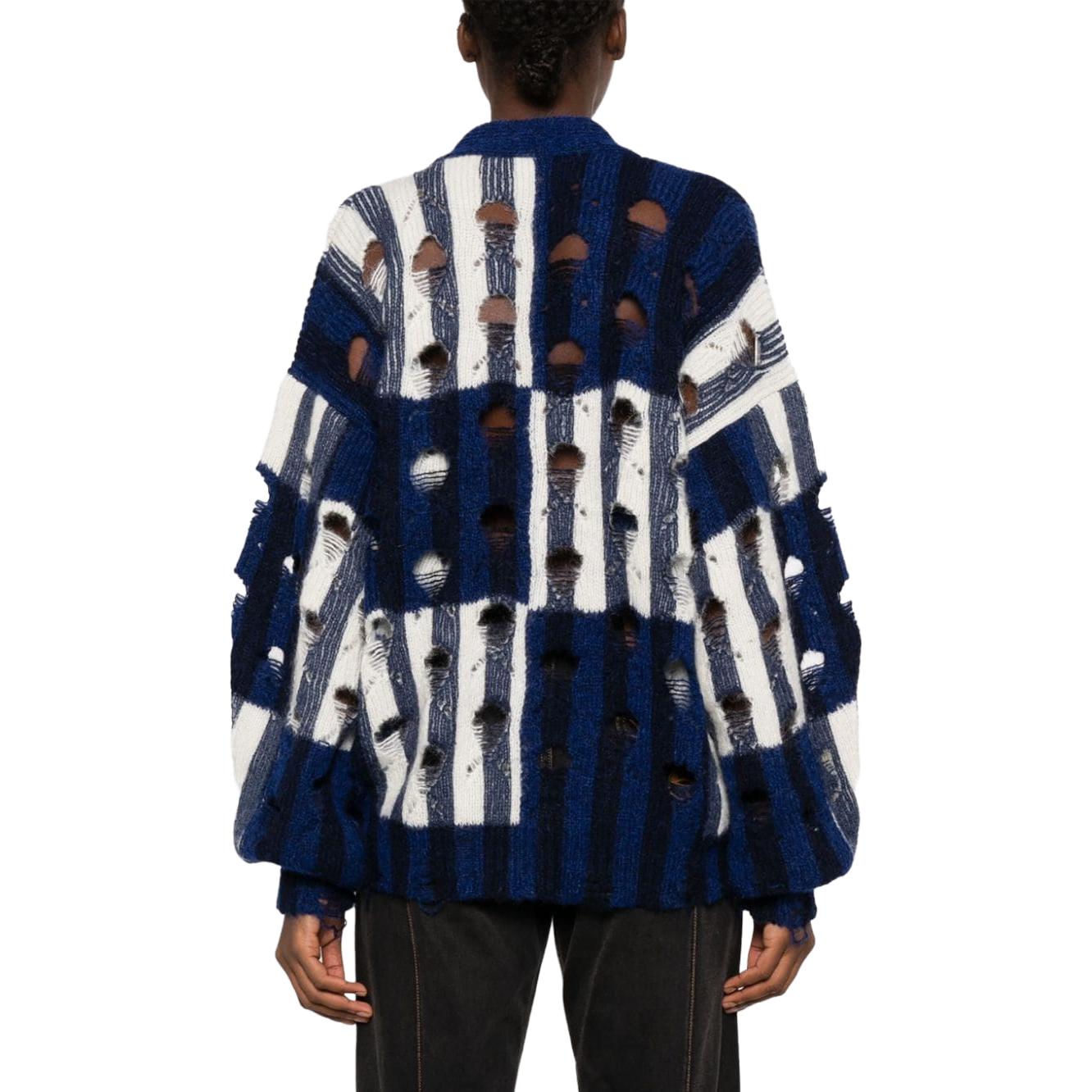 Shop (W) 오프화이트 블루 스트라이프 니트 가디건 스웨터 - 레귤러 핏 OWHB040F23KNI0014504