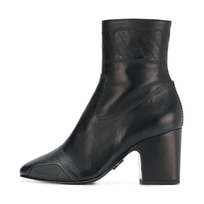 (W) Off-White Ankle Boot 'Black'