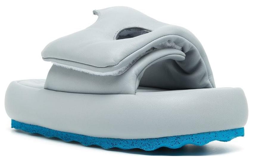 Order (W) 오프화이트 플랫 샌들 '블루' OWIH026S22LEA0014000