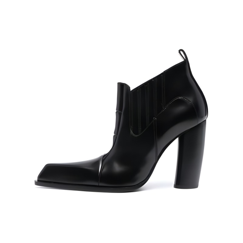 (W) Off-White Moon Beatle Shade Ankle Boot Black