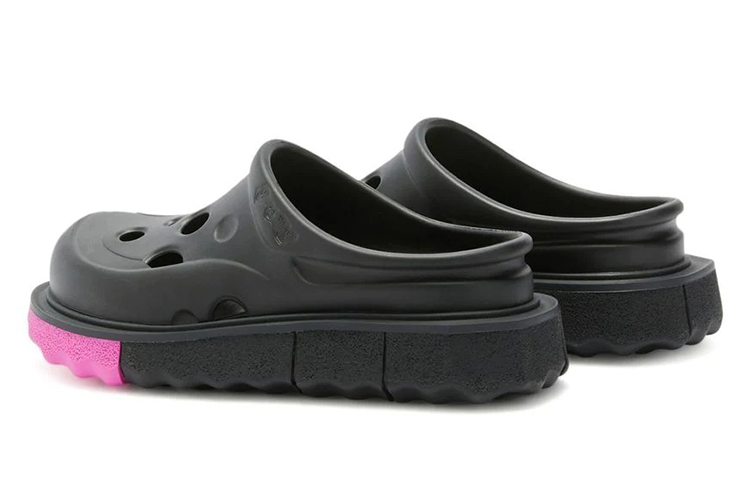 Lookbook (W) Off-White Sponge Meteor Clog 'Hitam Fuchsia' OWIH019S22MAT001-1032