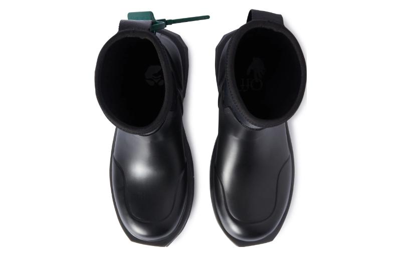 Shop (W) Bota de Lluvia Off-White Sponge Rubber 'Para Días Lluviosos - Negra' OWIE016C99MAT0011001
