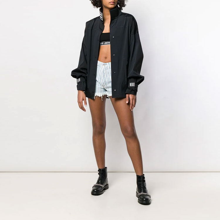 Lookbook (W) Pantalones Cortos Vaqueros a Rayas de Cintura Alta OFF-WHITE SS21 Azul Claro. OWYC002R197730597131