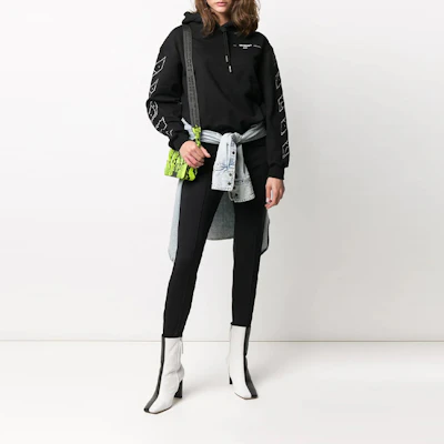 (W) OFF-WHITE SS21 Hoodie Oversized Hitam Motif Polos Loose Fit. OWBB032S20FLE0031001 Lookbook (W) OFF-WHITE SS21 Hoodie Oversized Hitam Motif Polos Loose Fit. OWBB032S20FLE0031001