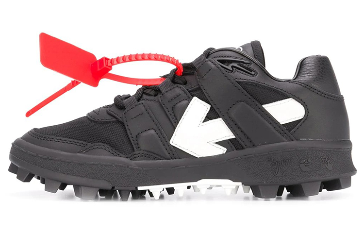 Buy (W) Off-Whiteアロー柄ローカットスニーカー (ブラック) OWIA258F20LEA00110011