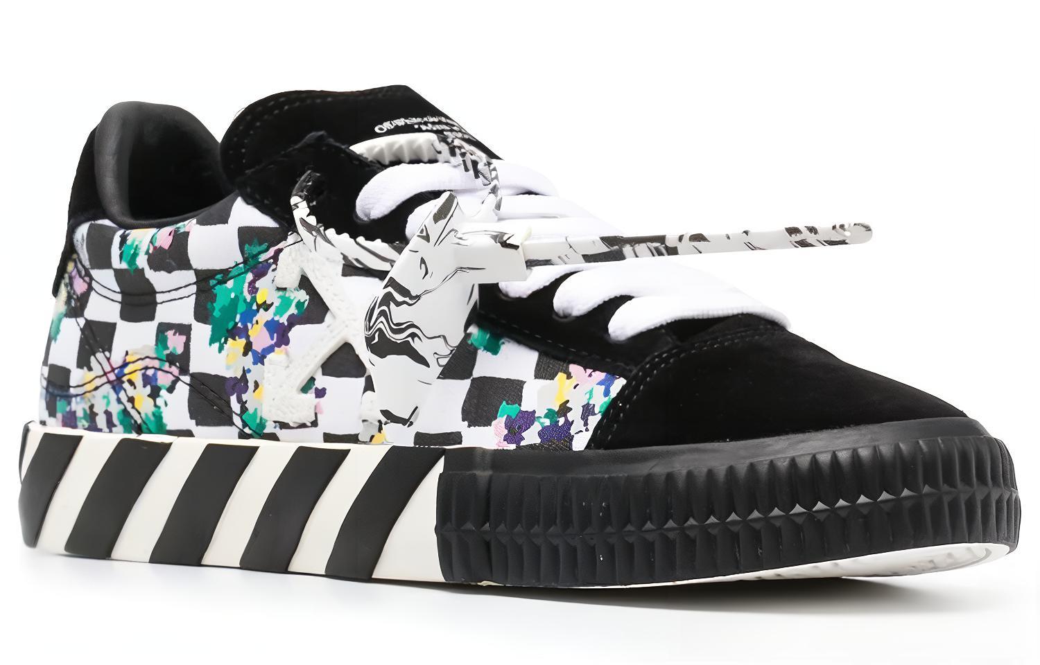 Lookbook (W) Off-White Vulc Sneaker ''Noir Blanc Motif Camo Numérique'' OWIA178S21FAB0018410