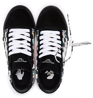 (W) Off-White Vulc Sneaker ''Noir Blanc Motif Camo Numérique'' OWIA178S21FAB0018410 Shop (W) Off-White Vulc Sneaker ''Noir Blanc Motif Camo Numérique'' OWIA178S21FAB0018410