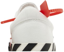 (W) 오프화이트 벌크 스니커즈 '화이트 블랙' OWIA178R21FAB0010110 Sizing (W) 오프화이트 벌크 스니커즈 '화이트 블랙' OWIA178R21FAB0010110