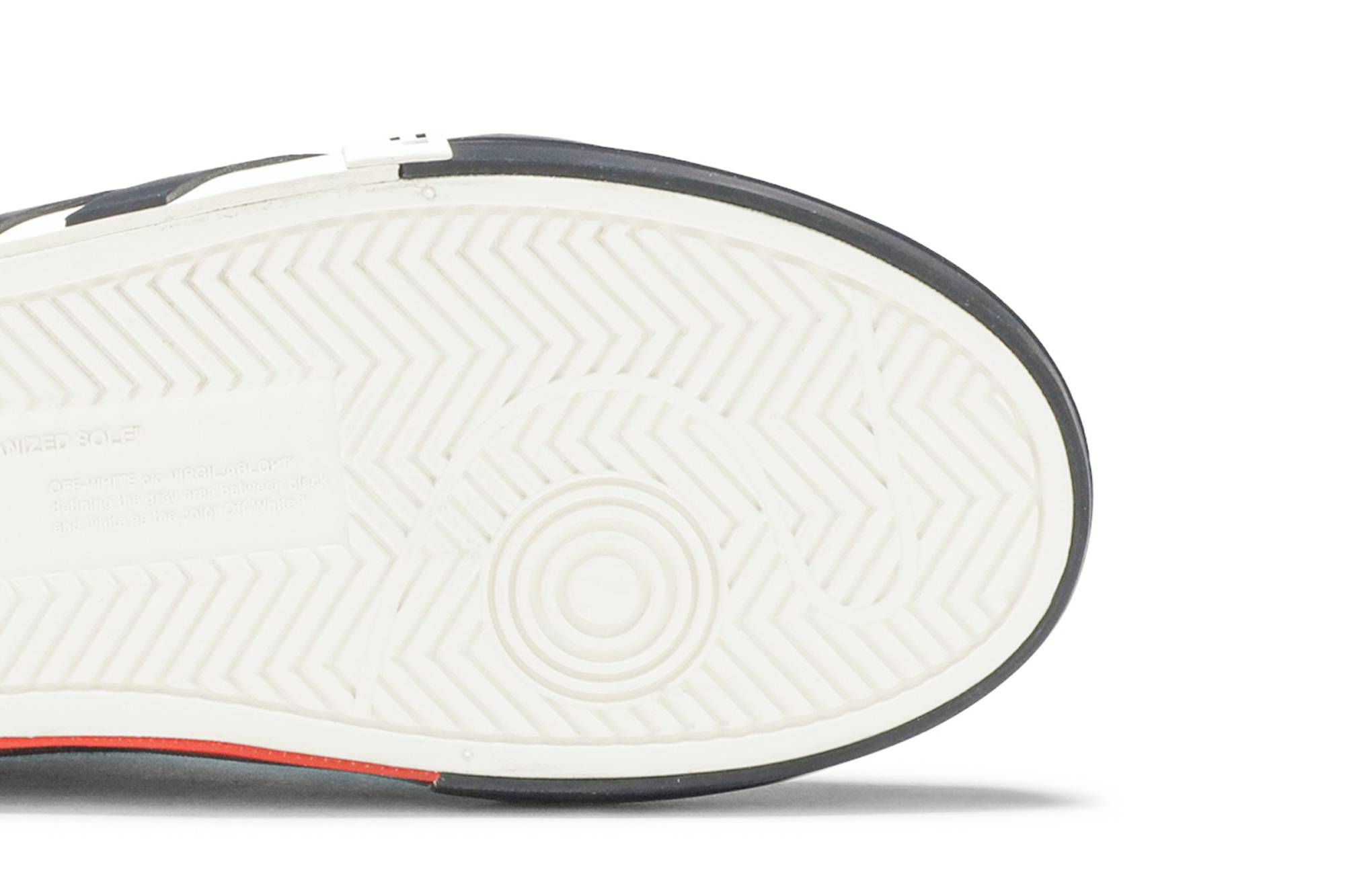 Purchase (W) Off-White Vulc Low Top 'Negro' OWIA146R19800016-1000