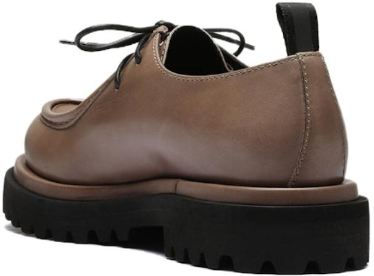 (W) オフィチーヌ・クリエイティブ ウィサル 女性用 'トープ レザー スリッポン' OCDWISA002BUT12L236 Lookbook (W) オフィチーヌ・クリエイティブ ウィサル 女性用 'トープ レザー スリッポン' OCDWISA002BUT12L236