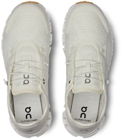 (W) On Cloud 5 Coast '未染白' 运动鞋 3WD10541743 Shop (W) On Cloud 5 Coast '未染白' 运动鞋 3WD10541743