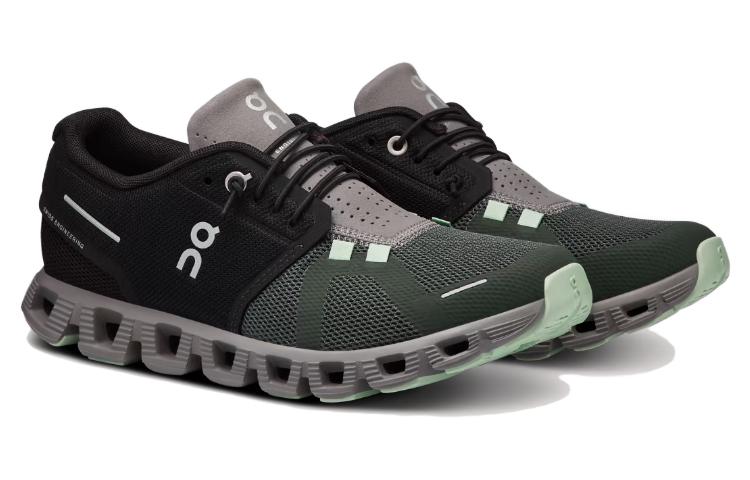 Lookbook (W) On Running Cloud 5 Hitam Lead 59.98158