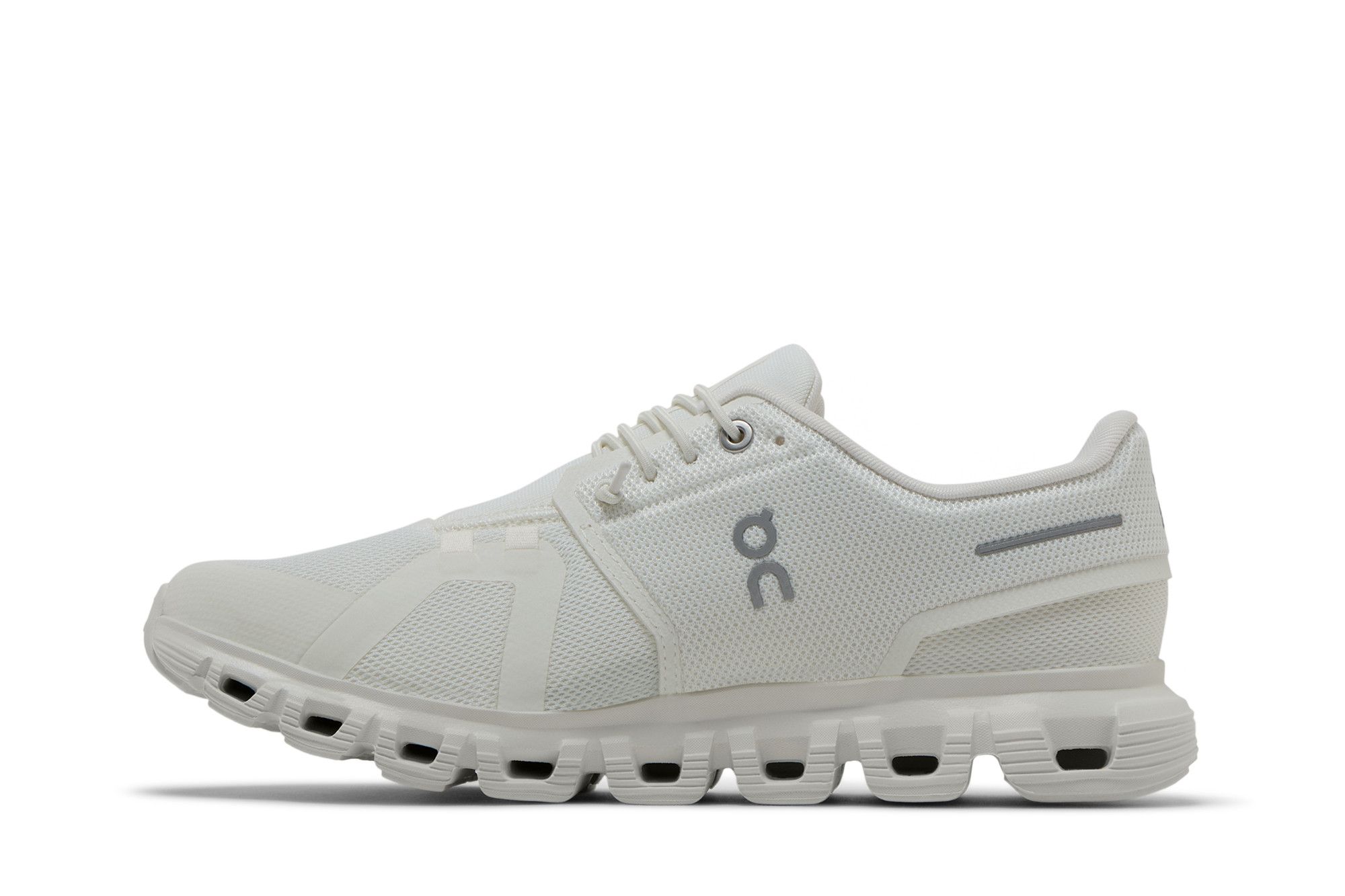 Lookbook (Women) On Cloud 6 'Triple White' 3WF10061200