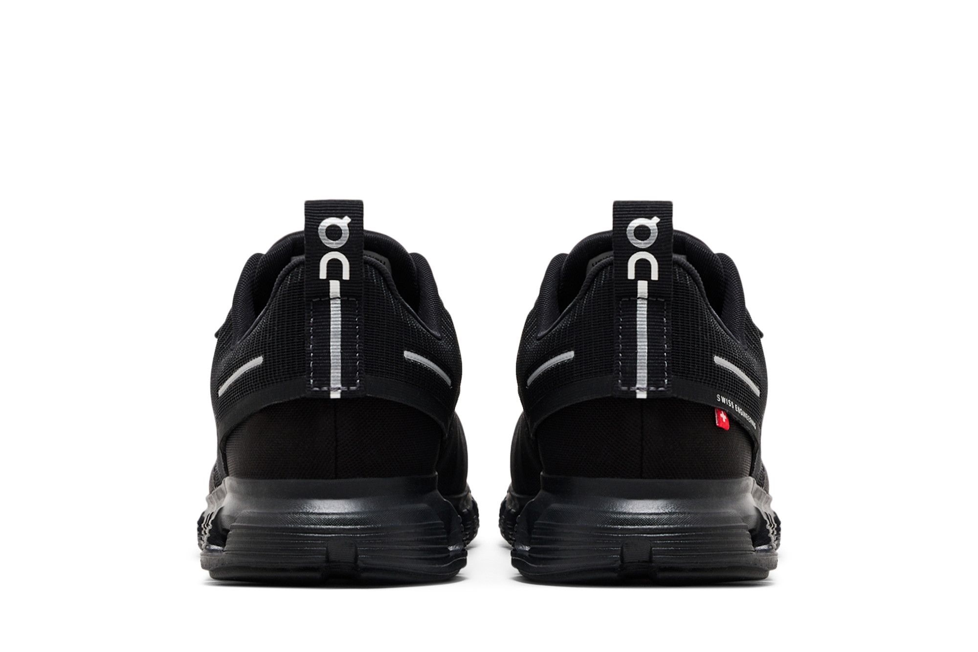 Sizing (W) On Cloud 6 Waterproof 'Triple Black' Sepatu Hitam Anti Air 3WF10051043