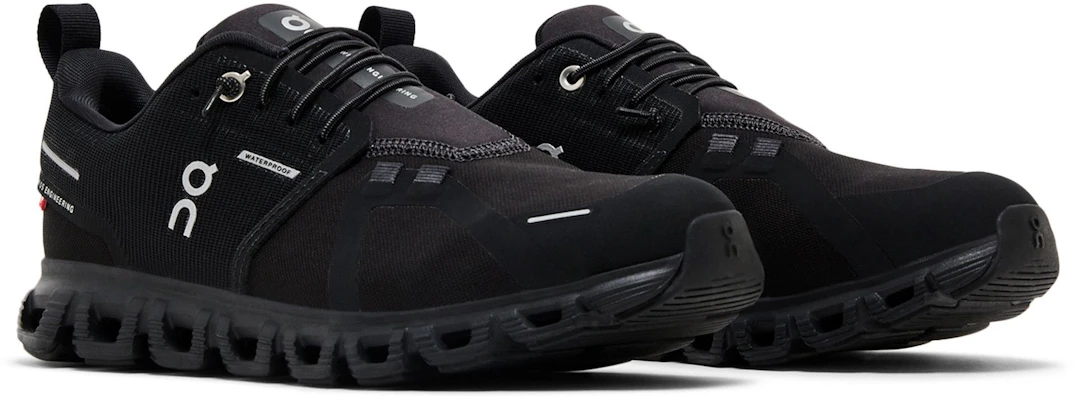 (W) On Cloud 6 Waterproof 'Triple Black' Sepatu Hitam Anti Air 3WF10051043 1
