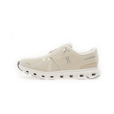 (W) On Cloud 6 Wide-Fit Sneakers