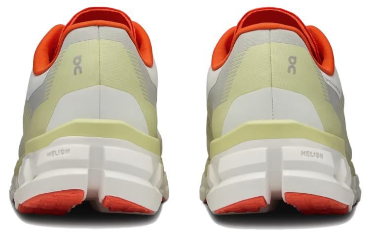 Shop (W) On Cloudflow 4 跑鞋 &#x27;白色干草&#x27; 3WD30111018