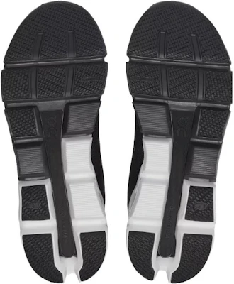 (W) On Running Cloudflyer 4 宽版 '黑白款' 运动鞋 81.98663 Purchase (W) On Running Cloudflyer 4 宽版 '黑白款' 运动鞋 81.98663