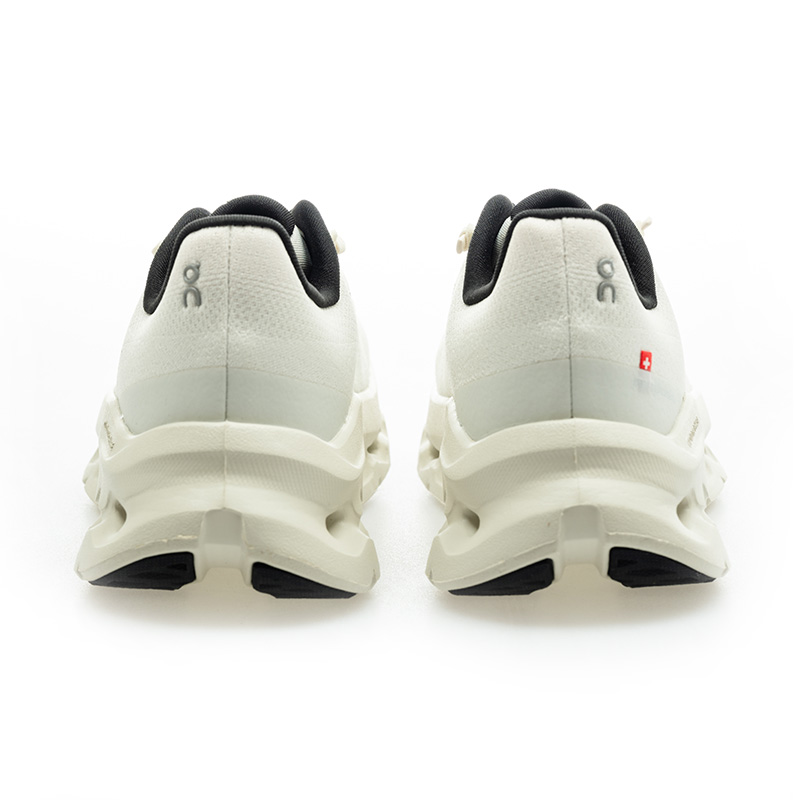 Lookbook (W) Zapatillas On Cloudtilt ON3WE10052531