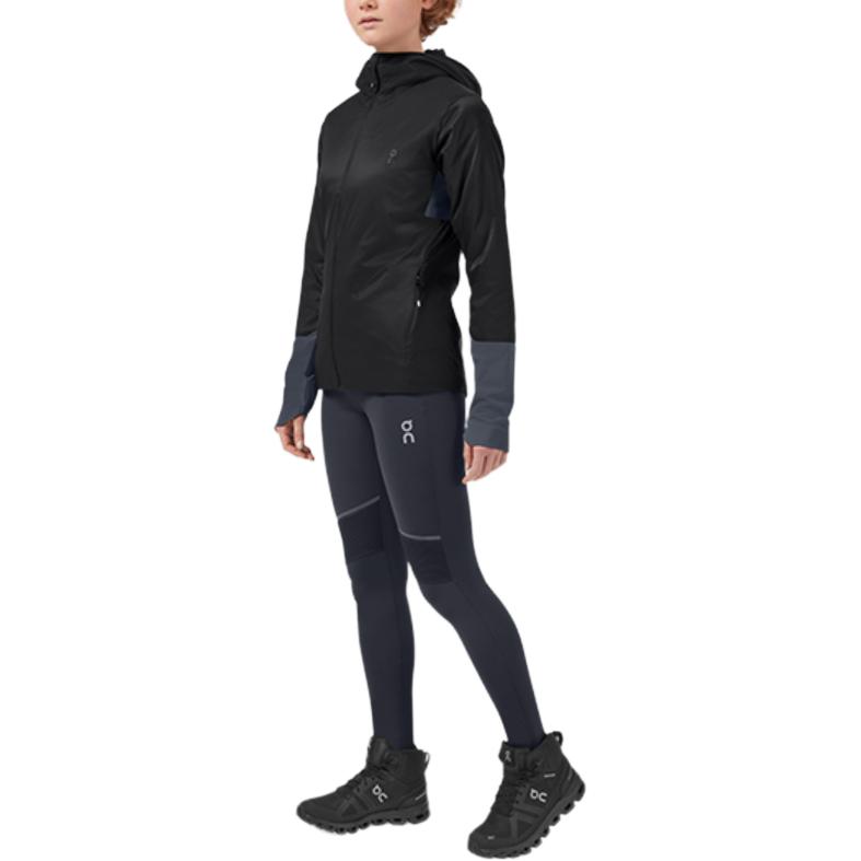 (Women) On Running  Insulator Jacket Black - Breathable Colorblock Sports Jacket. 244.00281