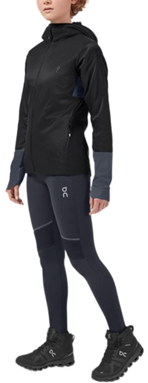 women-on-running-insulator-jacket-black-breathable-colorblock-sports-jacket-244-00281