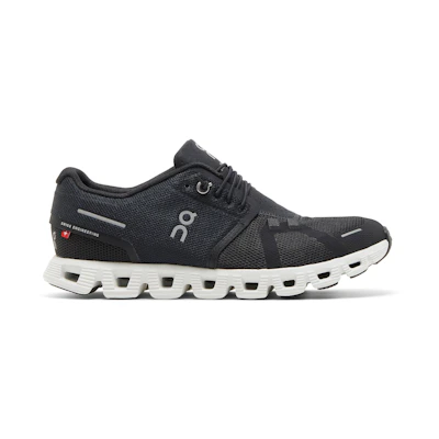 (W) On Running Cloud 5 Black White