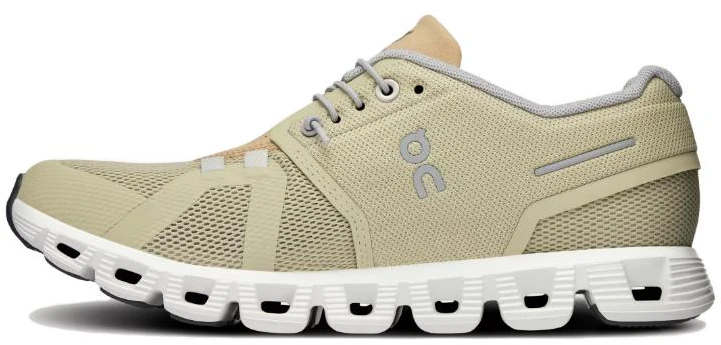 women-on-running-cloud-5-haze-sand-59-98154