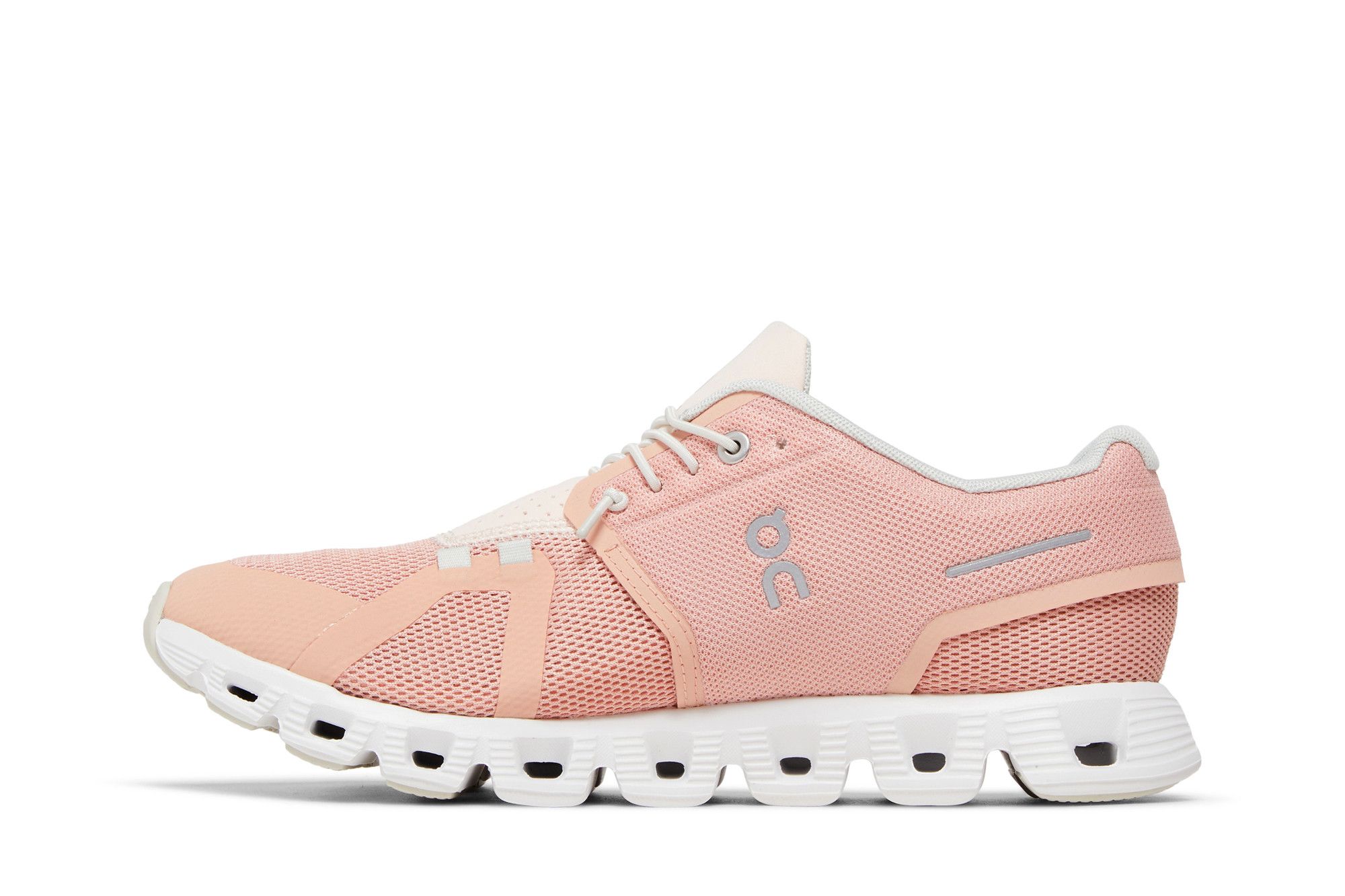 Lookbook (W) On Running Cloud 5 Rosa Shell 59-98556