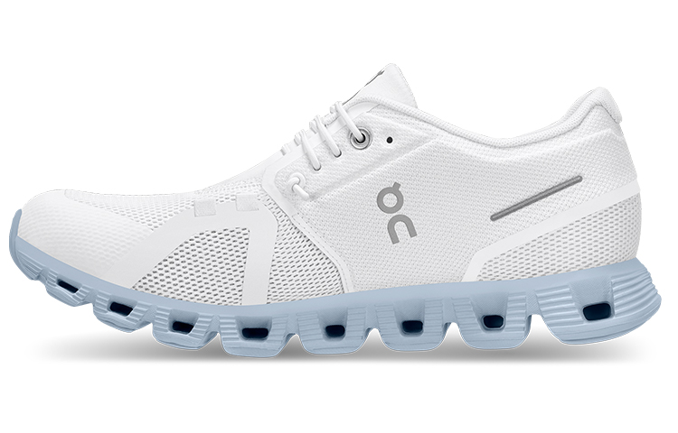 Buy (W) 온 러닝 클라우드 5 화이트 샴브레이 (On Running Cloud 5 화이트 샴브레이) 59.98886