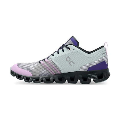 (W) On Running Cloud X Shift Surf