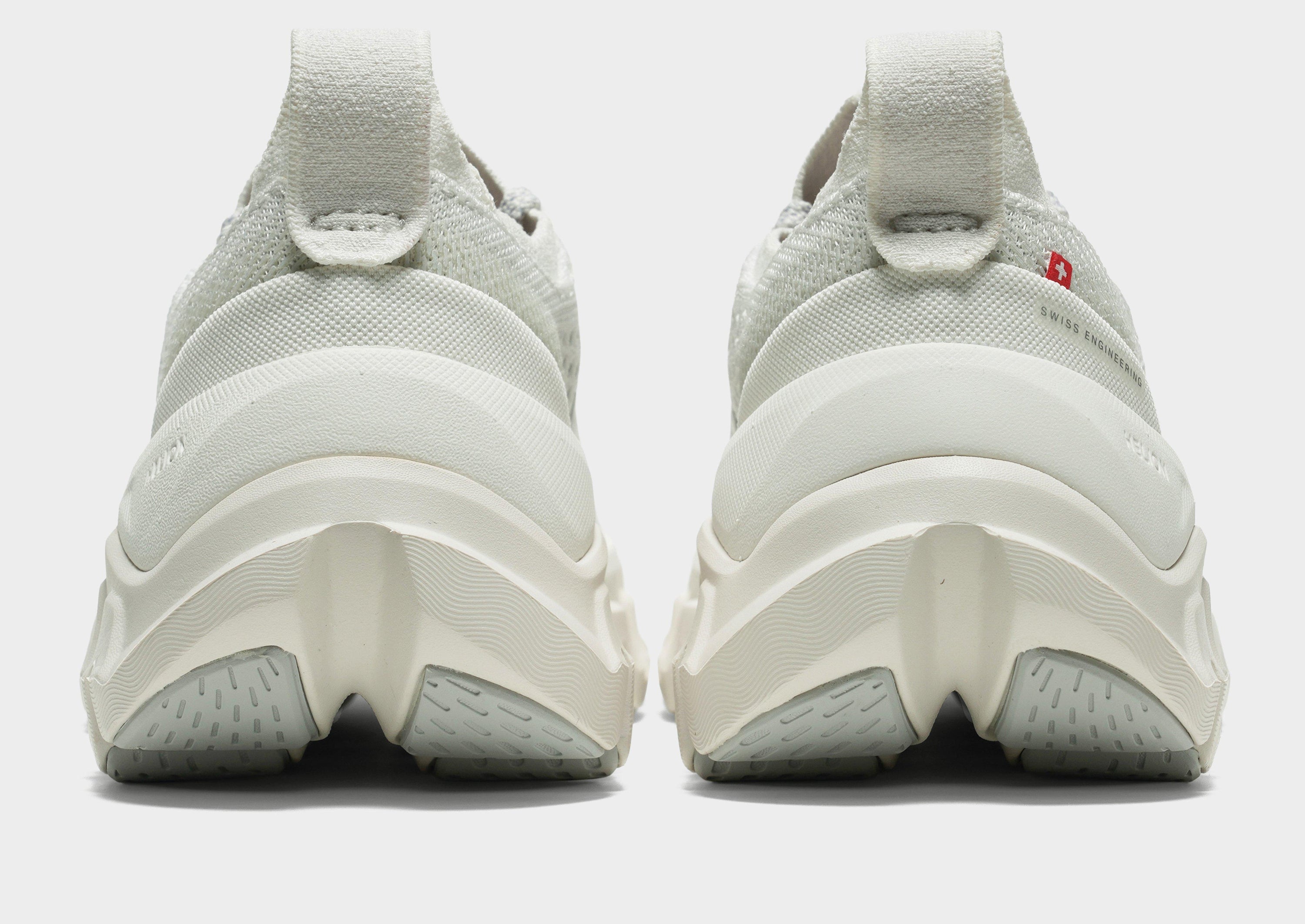 Lookbook (Women) On Running Cloud X Tempo Ivory Ice 3WG30090969