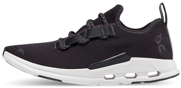 women-on-running-cloudeasy-black-rock-76-98441