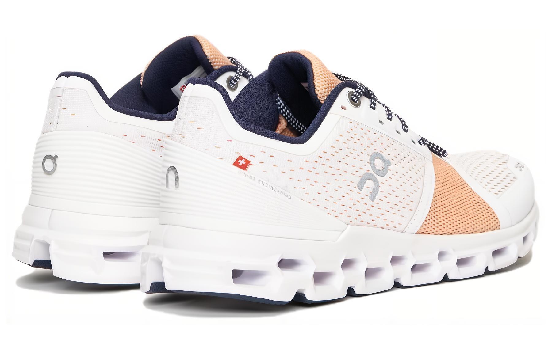 Shop (W) On Running Cloudstratus 'Blanco Amarillo' 29.99771