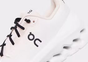 Shop (W) On Running Cloudtilt Salt White 3WE10056017