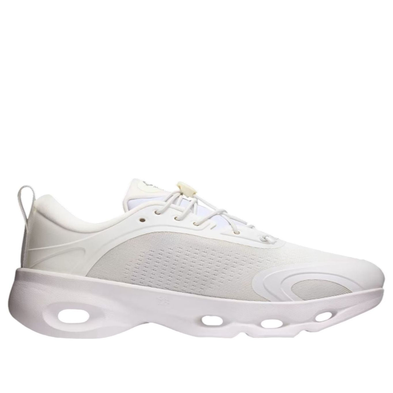 Order (W) On Running x LOEWE Cloudsolo 'Putih Abu-Abu Terang' 3WF30604607