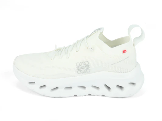 (W) On Running x LOEWE Cloudtilt 休閒低筒白色鞋 3WD30310108 Buy (W) On Running x LOEWE Cloudtilt 休閒低筒白色鞋 3WD30310108