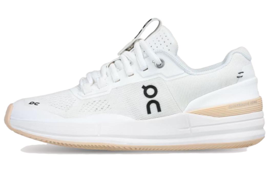 (Women) On Running The Roger Pro Clay 'White Savannah' 3WD10601533