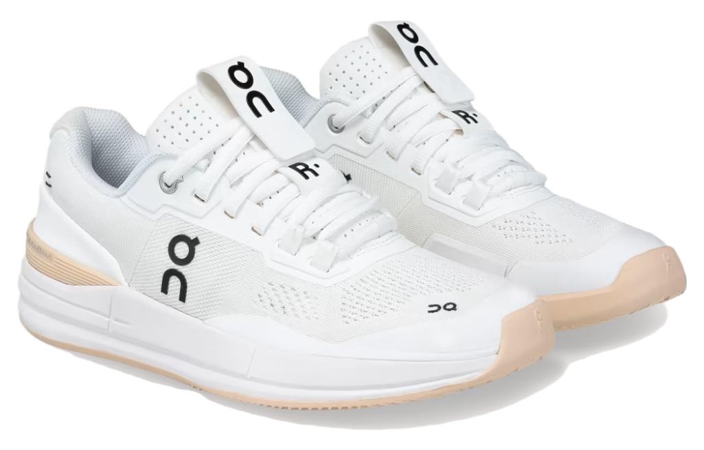 Lookbook (W) On The Roger Pro 'Blanco Arcilla' 3WD10601533