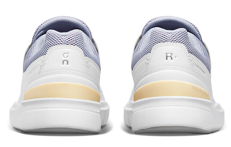 Purchase (W) On Running The Roger Advantage 'Putih Tempest' 48.98342