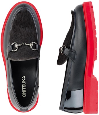 (W) Onitsuka Tiger Bit Loafer 'Hitam Merah' 1182A601-001 Lookbook (W) Onitsuka Tiger Bit Loafer 'Hitam Merah' 1182A601-001