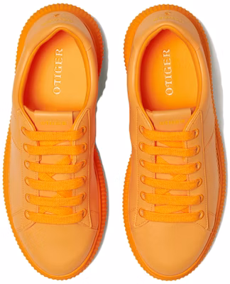 (W) Onitsuka Tiger Otiger Court 'Jingga Harimau' 1182A621-801 Lookbook (W) Onitsuka Tiger Otiger Court 'Jingga Harimau' 1182A621-801