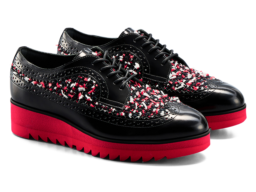 Order (W) オニツカタイガー THE ONITSUKA ブローグ ブラック/クラシックレッド 1182A679-002