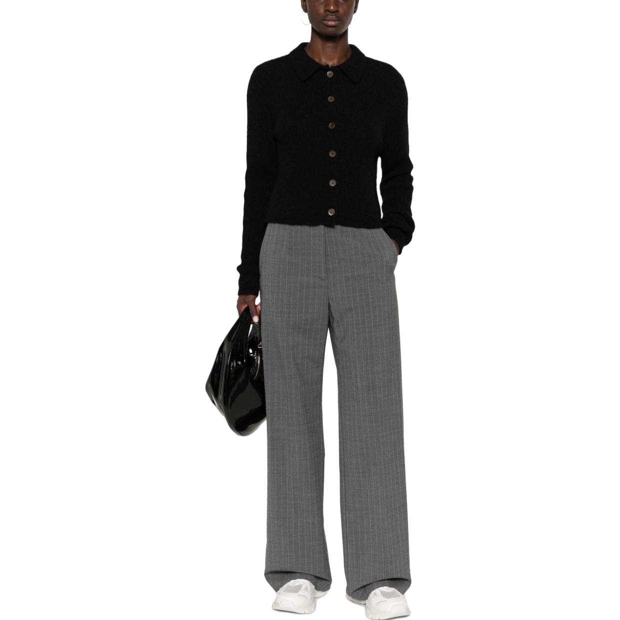 Lookbook (W) OUR LEGACY FW23 Kardigan Rajut Hitam Solid dengan Kancing Fitted. W4233MB