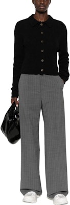 (W) OUR LEGACY FW23 Kardigan Rajut Hitam Solid dengan Kancing Fitted. W4233MB Lookbook (W) OUR LEGACY FW23 Kardigan Rajut Hitam Solid dengan Kancing Fitted. W4233MB