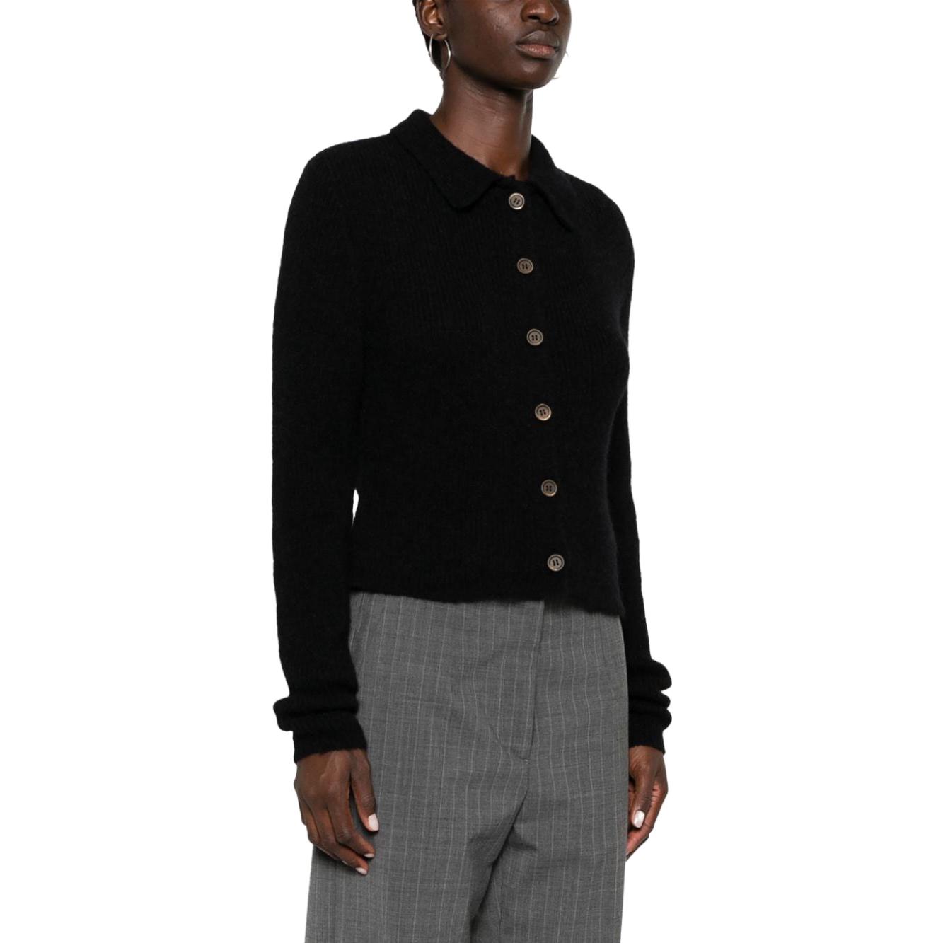 Purchase (W) OUR LEGACY FW23 Kardigan Rajut Hitam Solid dengan Kancing Fitted. W4233MB