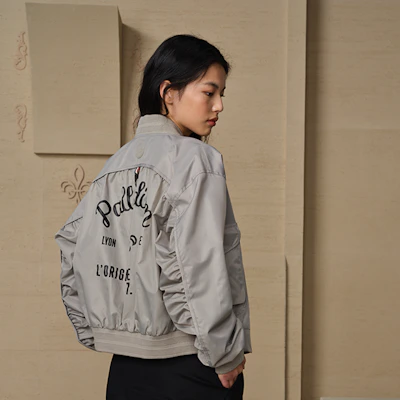 (W) Palladium 經典Logo提花藍紫寬鬆版長袖飛行夾克外套 199751-031 Sizing (W) Palladium 經典Logo提花藍紫寬鬆版長袖飛行夾克外套 199751-031