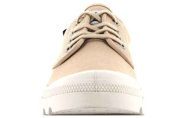 Shop Palladium Pallabrousse Oxford 低筒帆布鞋 女士款 沙漠黃
